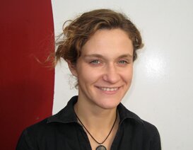 [Portrait photo] Perrine Farnier